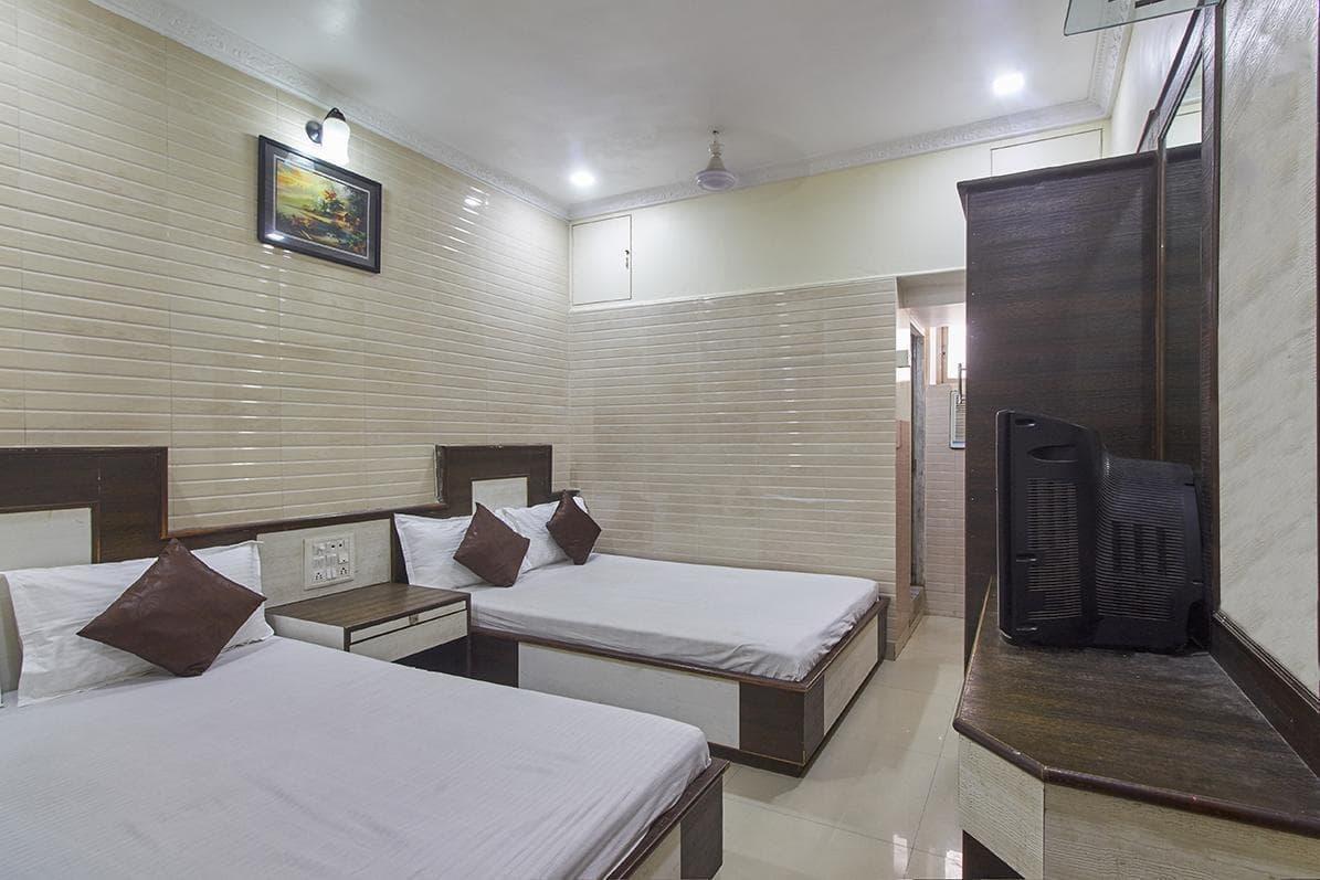 Plaza Guest House Bombay Exterior foto